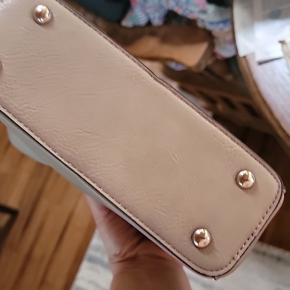 Gray purse - Picture 6 of 6